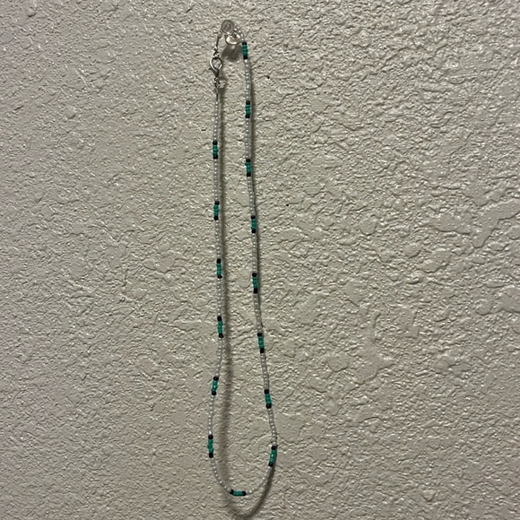 Handmade seed bead necklace - Picture 1 of 1